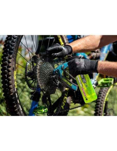 Limpiador Muc-Off de Transmisión Bio Drivetrain Cleaner con gatillo, 500ml