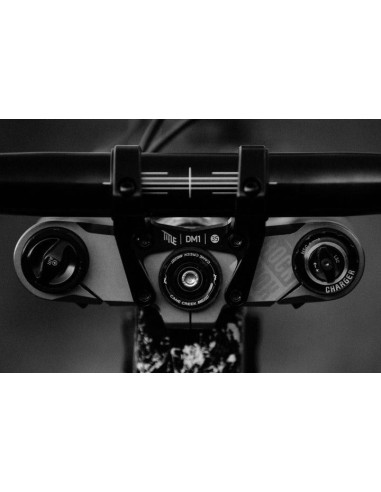 Tee TITLE DM1 Black 35 x 46mm largo,...