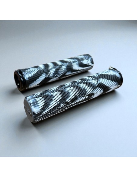 NUEVOS! Puños SENSUS Cloudwave Lock On - Emil Johansson 2026 Signature, Zebra