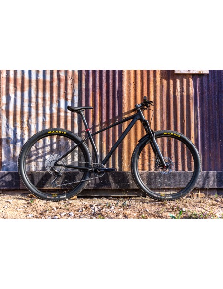 Bicicleta 715 IND, KAZE XC 29er, Negra