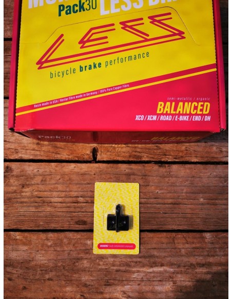 TALLER: Set de 30 Pastillas LESS BRAKES Balanced 611 para Shimano Deore, TRP, Tektro