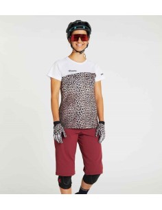 Short DHARCO Mujer Gravity Scarlet 2